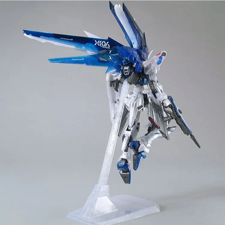 ������� ������� HG 1/144 ZGMF-X10A Freedom ������ Fighter ����������
