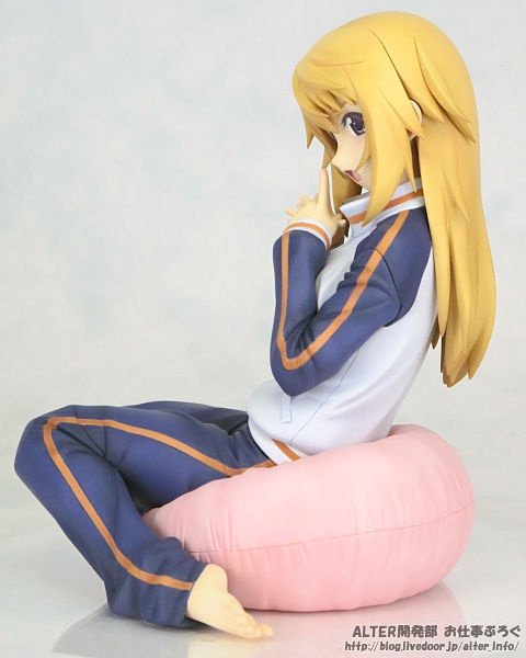������� Charlotte Dunois *** 546544