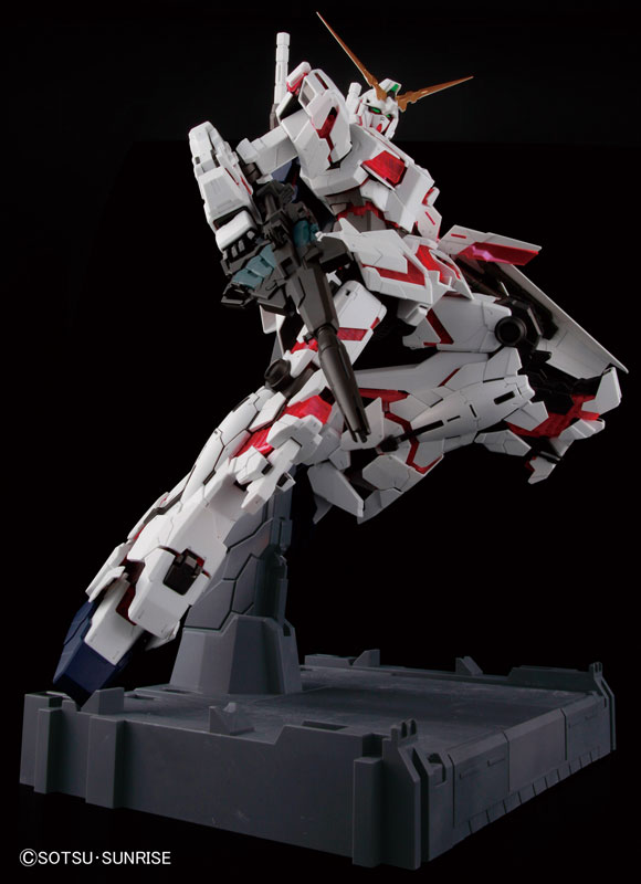 ������ ������� RX-0 Unicorn Gundam (PG)
