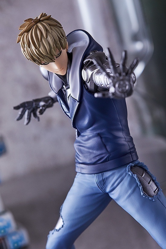 ������� POP UP PARADE "One-Punch Man" Genos