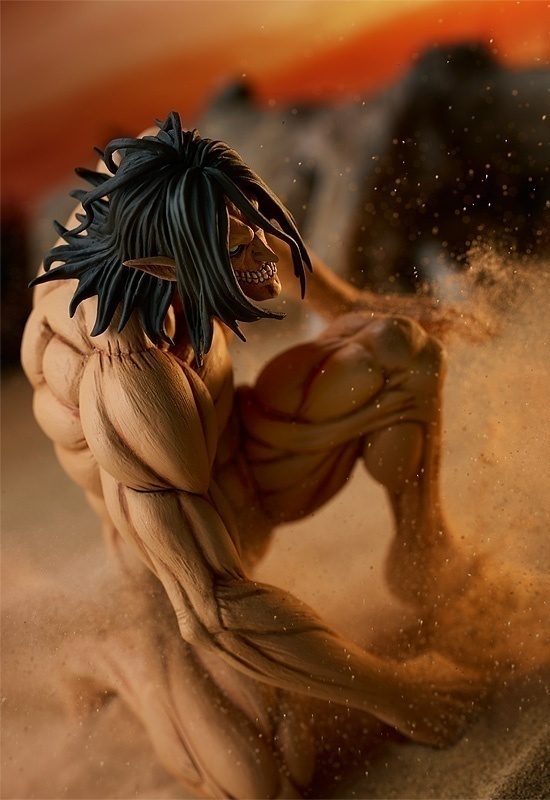 ������� POP UP PARADE Attack on Titan: Eren Yeager Attack Titan Ver.