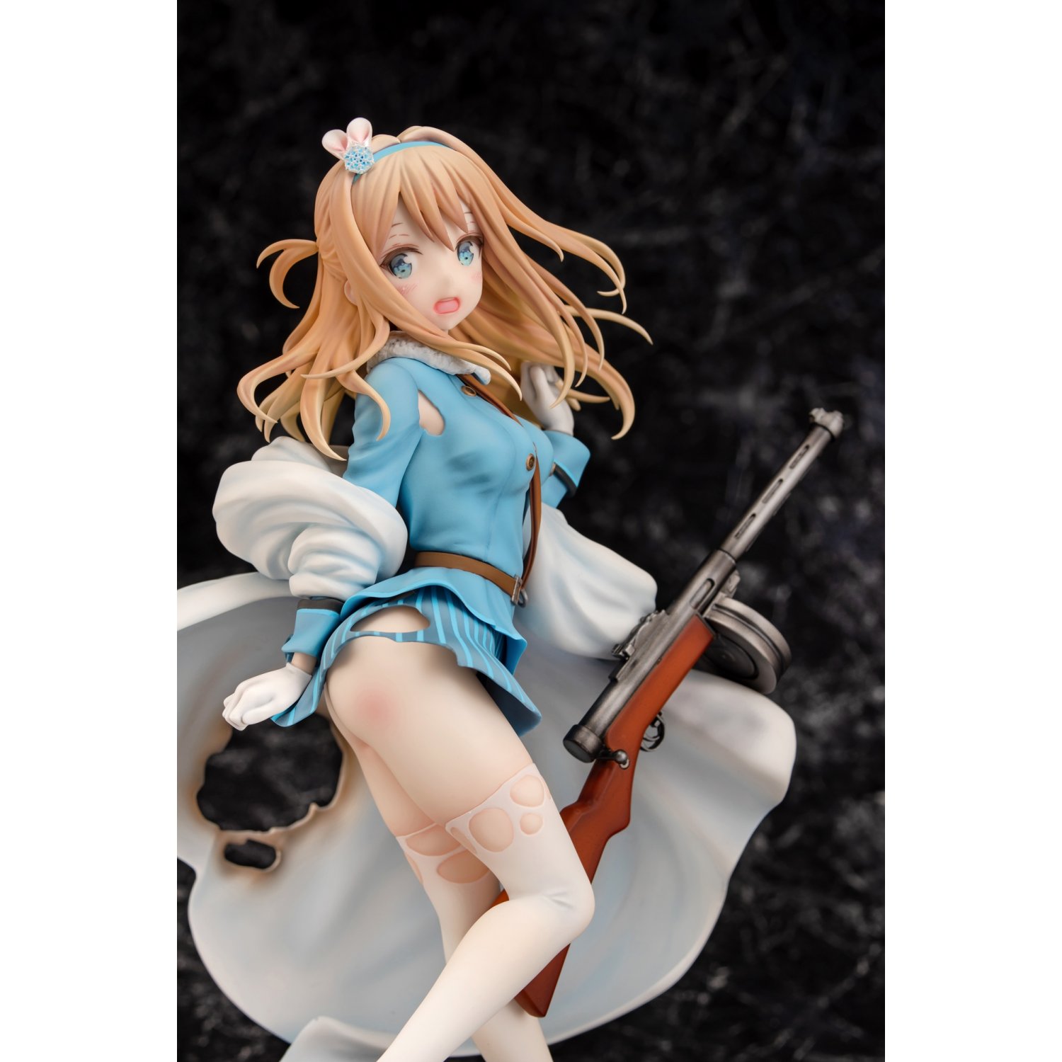 ������� Girls' Frontline Suomi KP-31