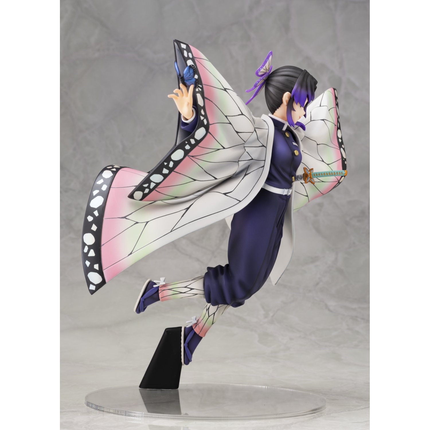 ������� Demon Slayer: Kimetsu no Yaiba - Kocho Shinobu