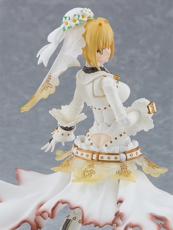 ������� figma 559 Fate/Grand Order: Saber/Nero Claudius (Bride)