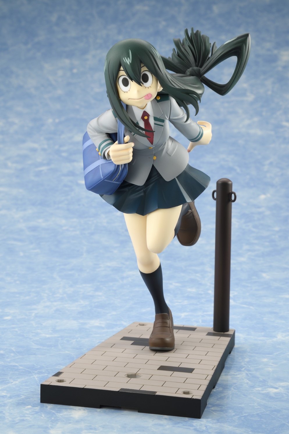 ������� My Hero Academia: Asui Tsuyu School Uniform Ver.