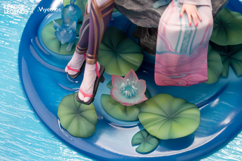 ������� League of Legends Spirit Blossom Ahri 1/7 Complete Figure