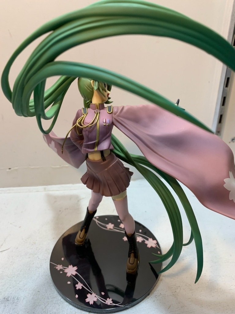 ������� FREEing Vocaloid 1/8 Hatsune Miku Senbonzakura Feat