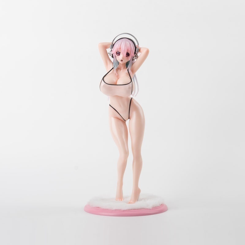 ������� ����� ������ Swimsuit