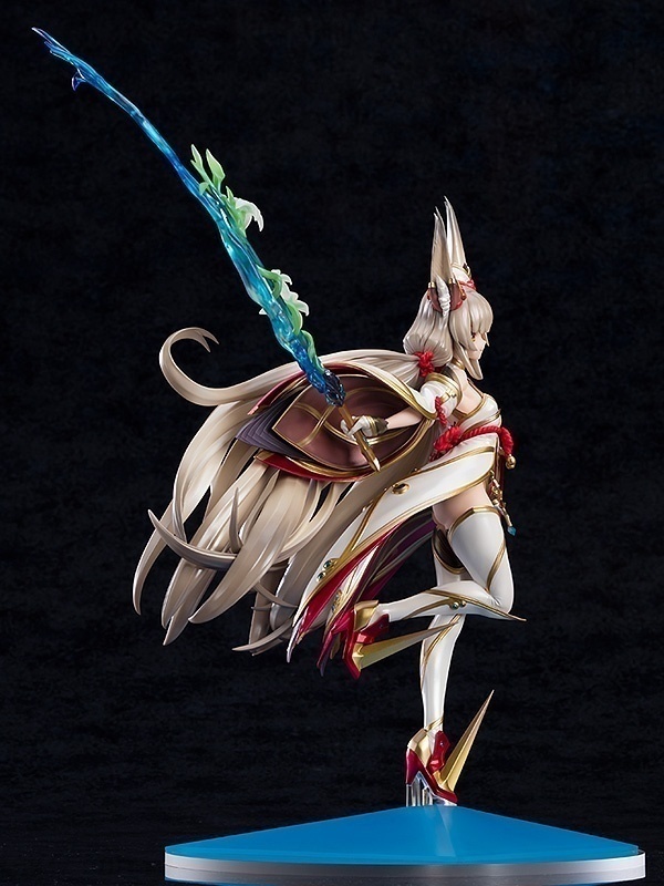 ������� Xenoblade Chronicles 2: Nia