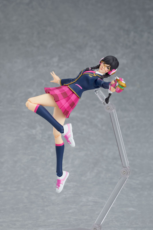 ������� figma 492 Overwatch - D.VA Academy Skin Ver.