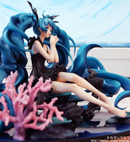 ������� Vocaloid / ��������� - Miku Hatsune / ������� ���� Shinkai Shoujo Ver. 1/8 ***