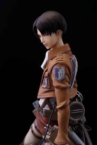������� Attack on Titan / ����� ������� - Levi / ���� 1/8 ***