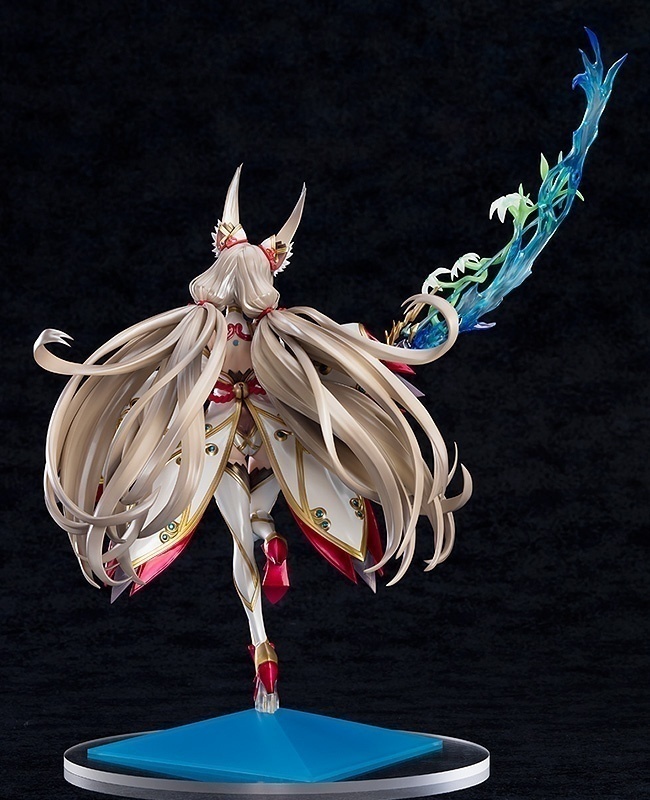 ������� Xenoblade Chronicles 2: Nia
