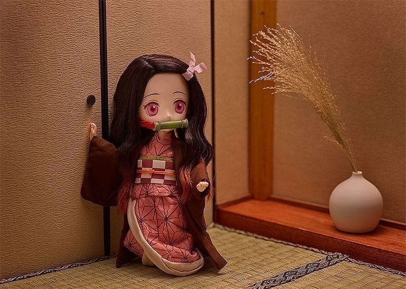 ������� Demon Slayer Kimetsu no Yaiba: Kamado Nezuko