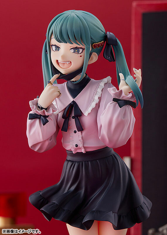 ������� POP UP PARADE Hatsune Miku Vampire Ver. L
