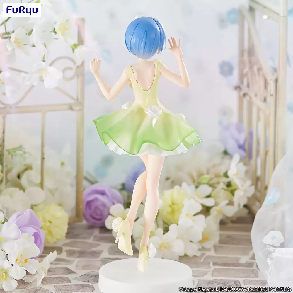 ������� Trio-Try-iT Figure Rem Flower Dress