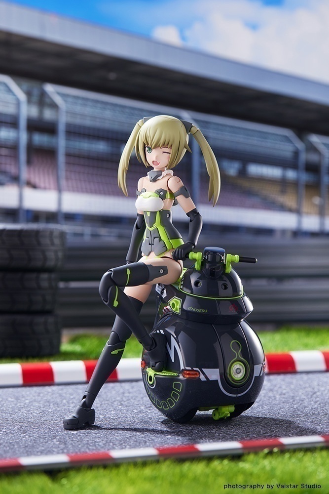 ������� ������ Frame Arms Girl: Innocentier Racer & NOSERU Racing Spec Ver.