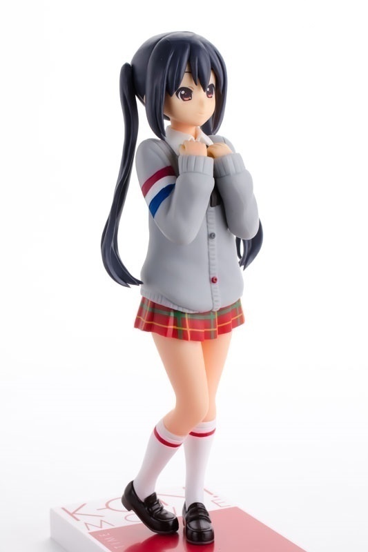 ������� Banpresto K-On!! DXF Ho-Kago Tea Time in London Azusa Nakano