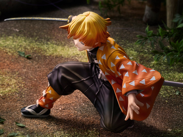 ������� Demon Slayer: Kimetsu no Yaiba Zenitsu Agatsuma 1/8 Complete Figure (ANIPLEX+ Exclusive)