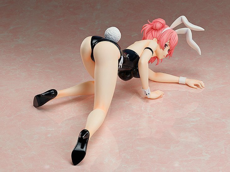 ������� Yui Yuigahama: Bare Leg Bunny Ver.