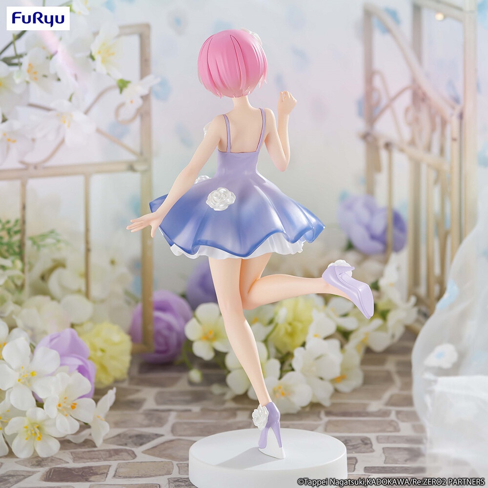 ������� Trio-Try-iT Figure Ram Flower Dress