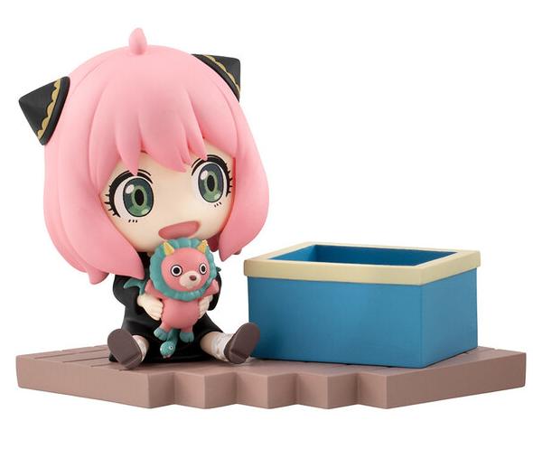 ������� Hold Figure Mini Anya Spy x Family