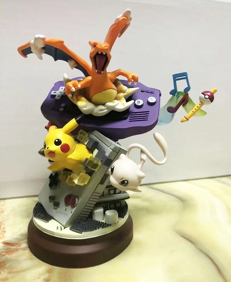 ������� ������� Pocket Monsters Pikachu with Charizard and Game Devices Statue