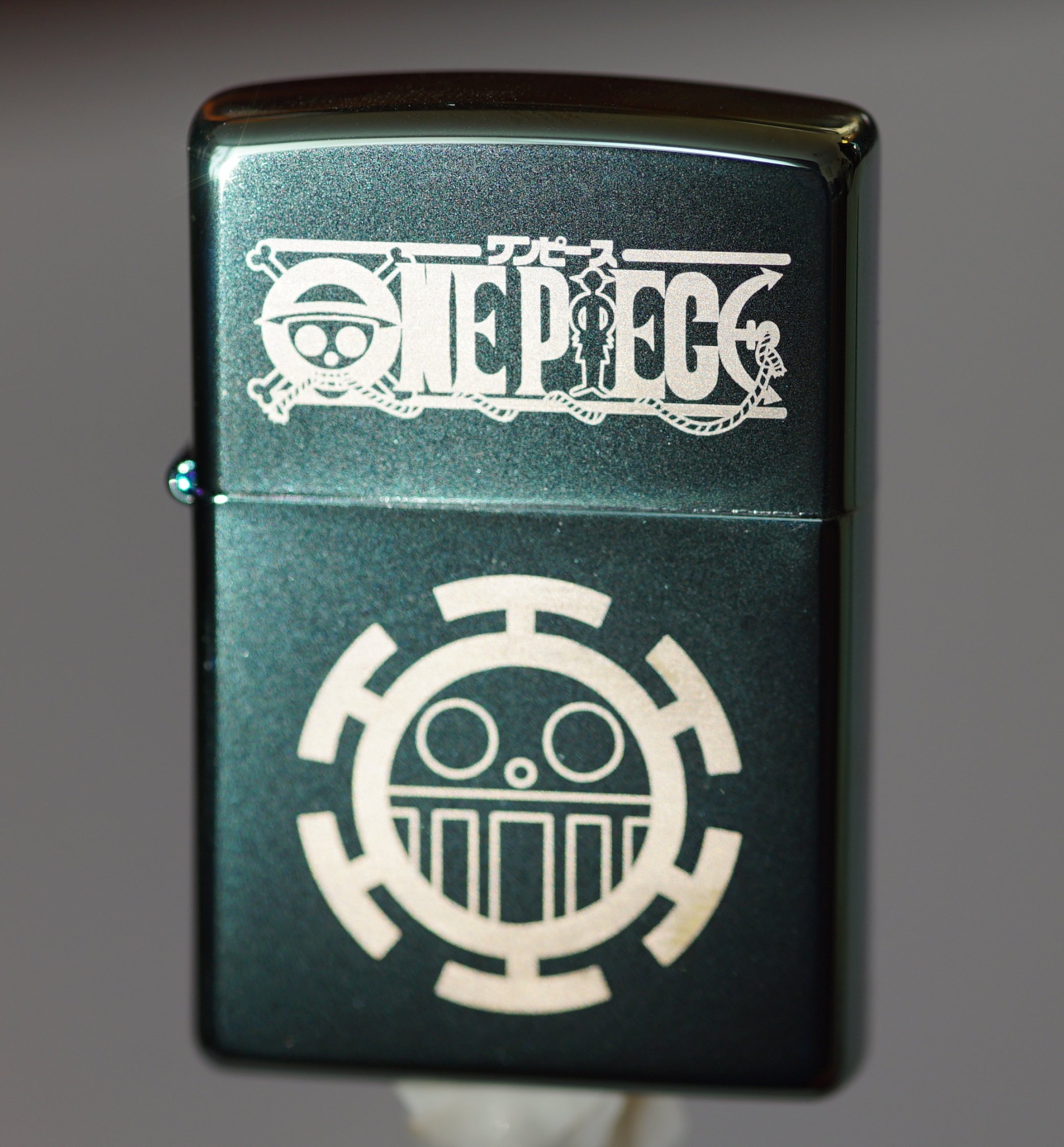 ��������� ������������ Zippo One Piece