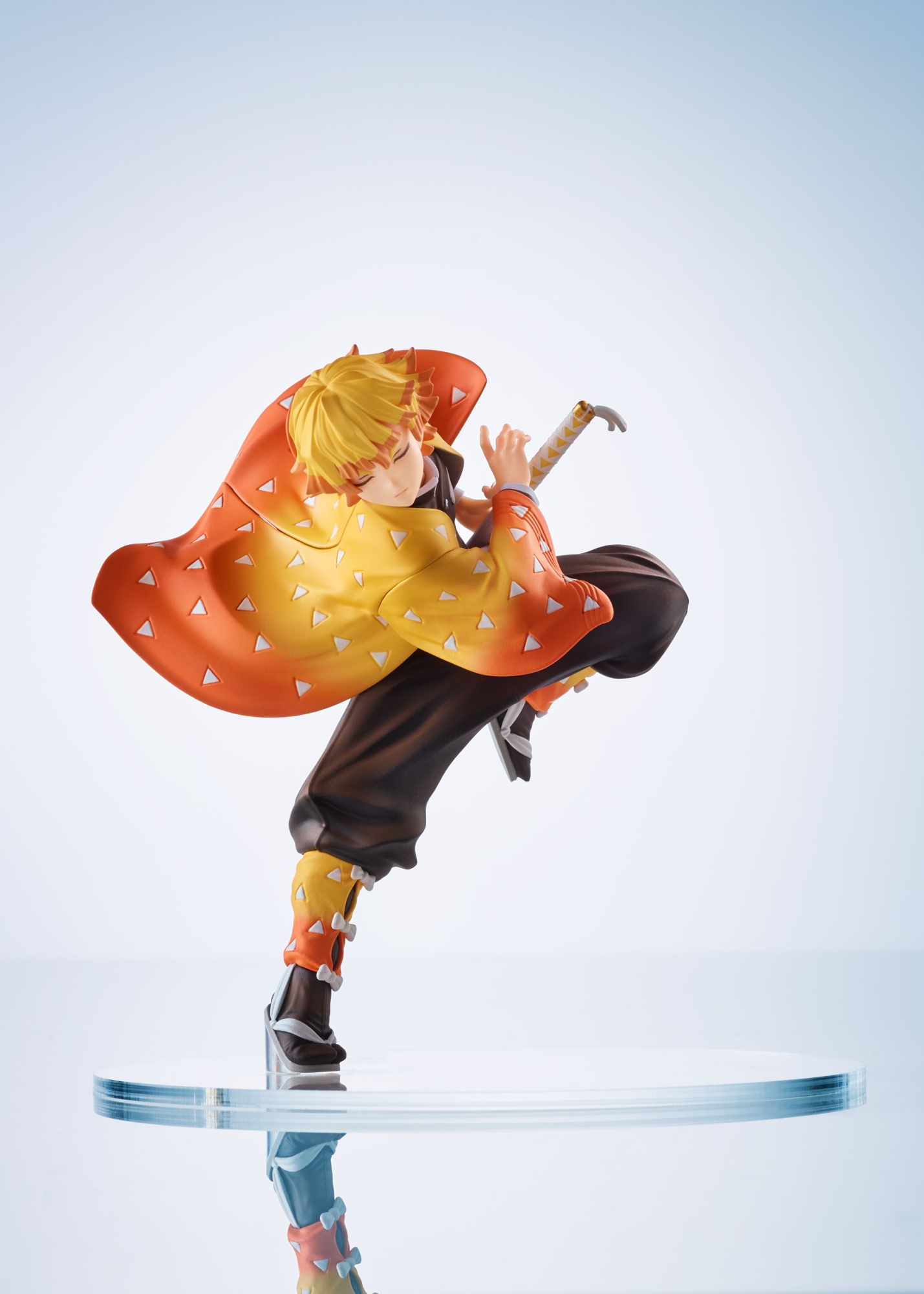 ������� ConoFig Demon Slayer: Kimetsu no Yaiba Zenitsu Agatsuma