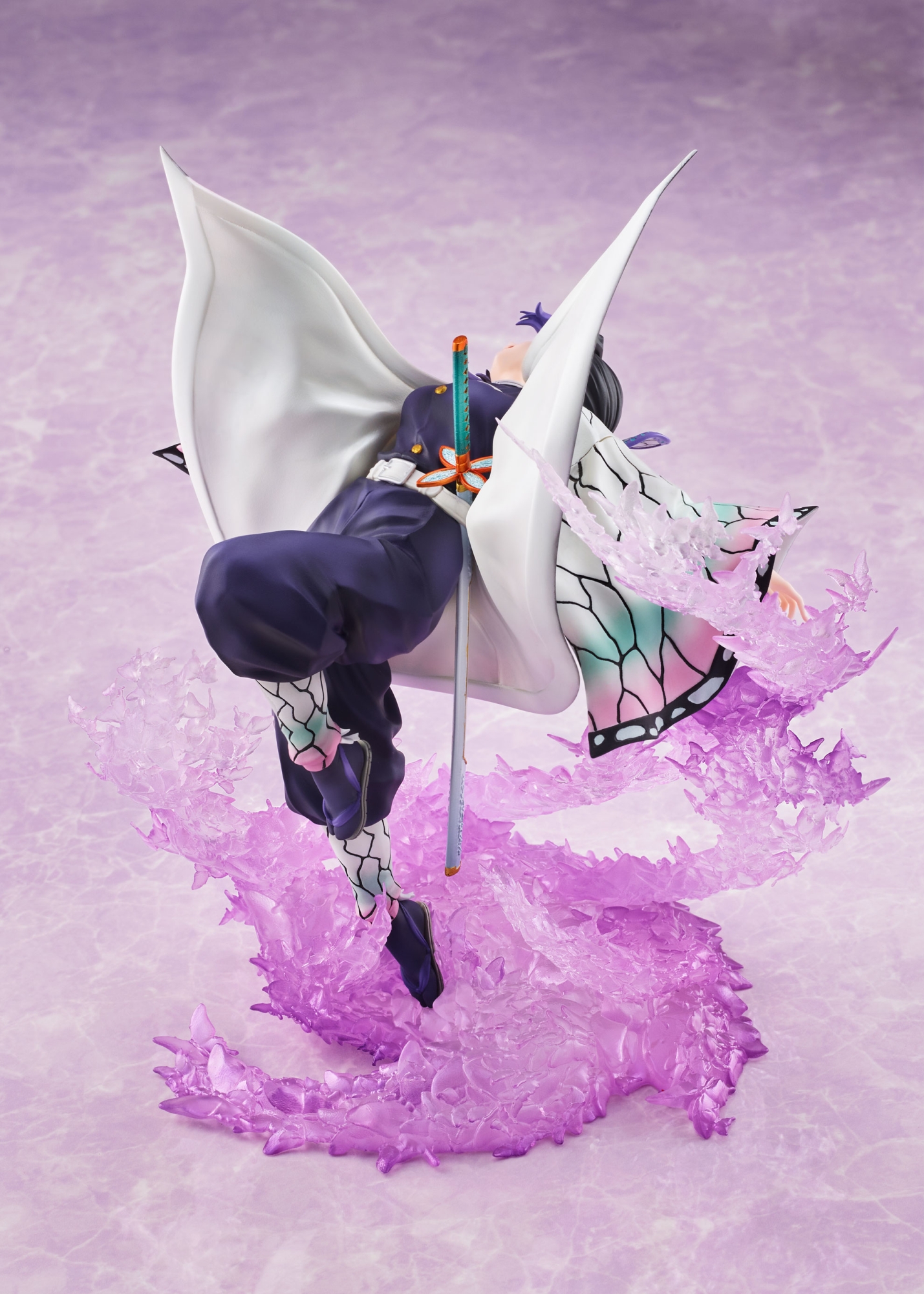 ������� Demon Slayer: Kimetsu no Yaiba - Shinobu Kocho